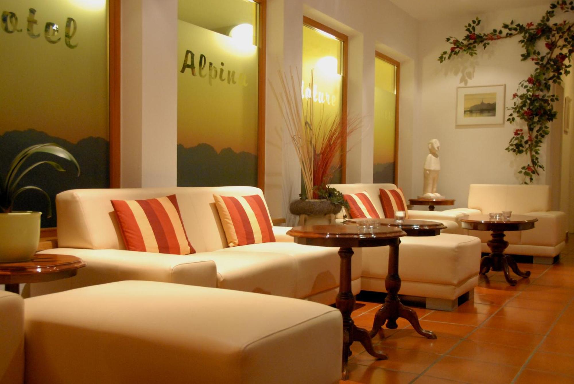 Hotel Alpina Nature-Wellness 웬스 외부 사진
