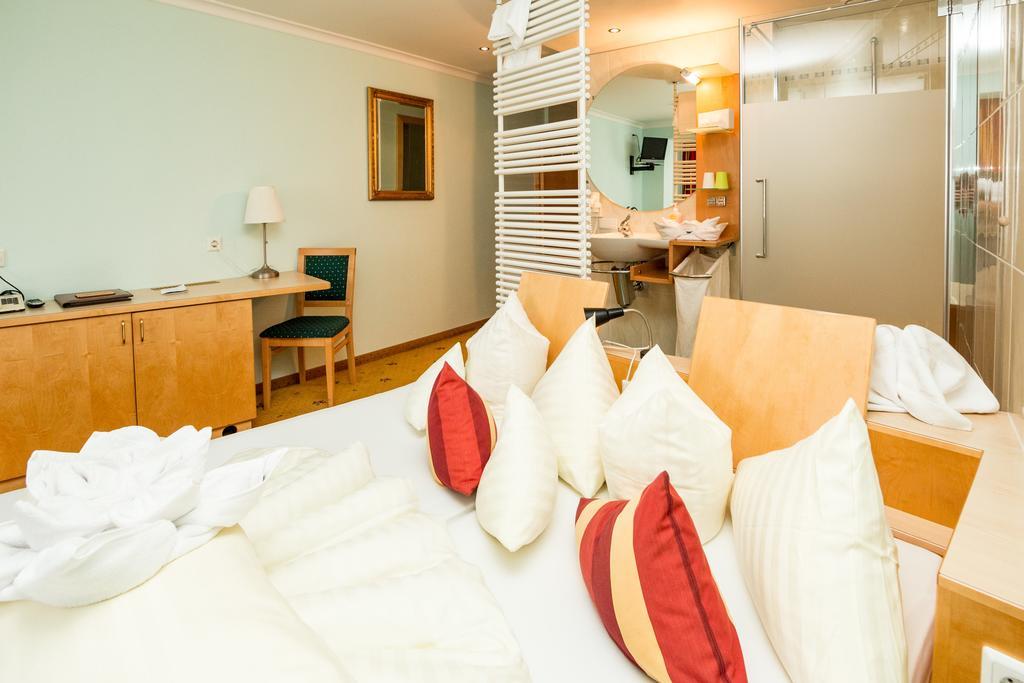 Hotel Alpina Nature-Wellness 웬스 외부 사진